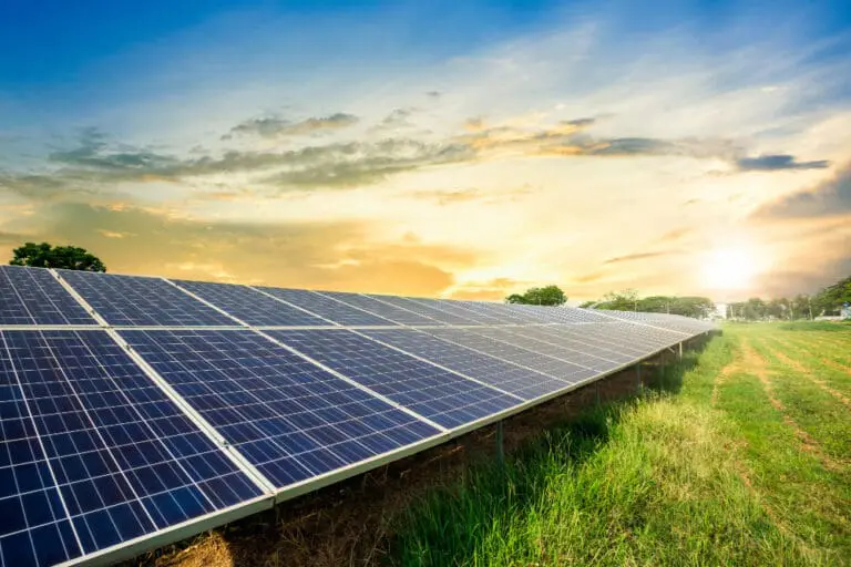 Innowacje w energetyce odnawialnej: Nowe technologie zmieniające przyszłość energii